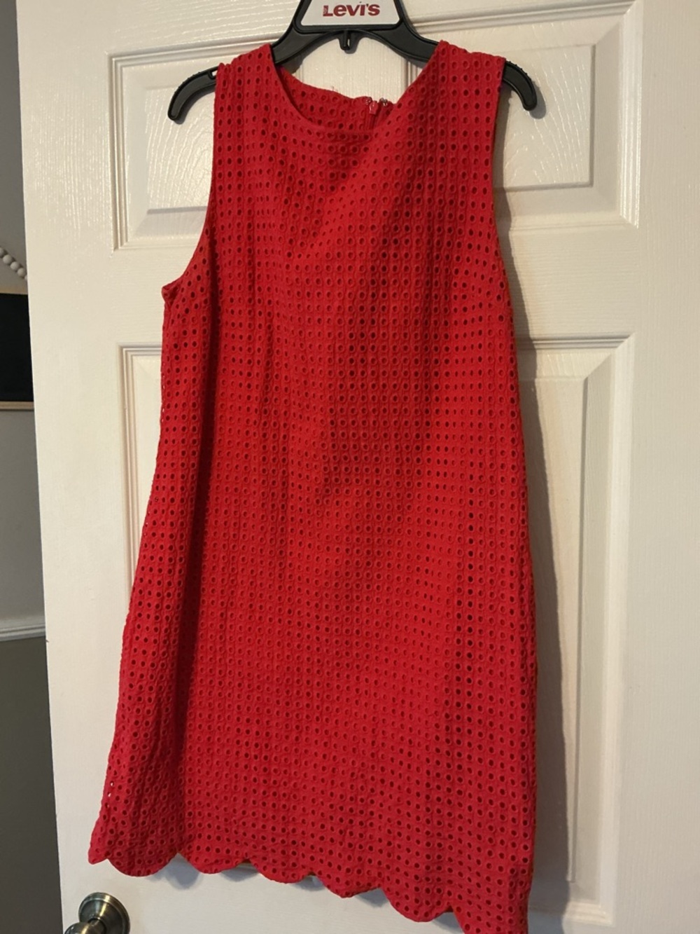 Cynthia Rowley Red Eyelet Shift Dress Size 8 Sleeveless Scalloped Hem Summer - Picture 8 of 12